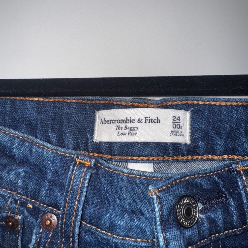 Abercrombie & Fitch Dark Blue baggy curve-love Jeans - Picture 7 of 7